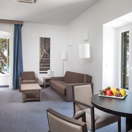 Hotel Млини Екстериор снимка