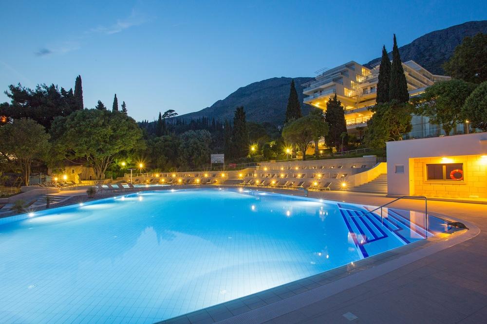 Hotel Млини Екстериор снимка