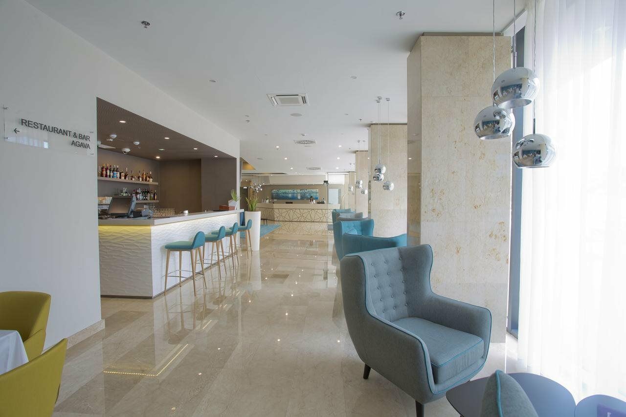Hotel Млини Екстериор снимка